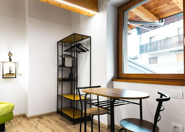 Le Coin Du Bois D'hotes Nus